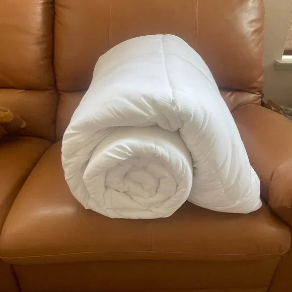 NWOT Bedsure Comforters King Size - Duvet Insert - Picture 6 of 9